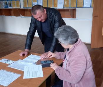 Податківці Тячівщини інформують про правила сплати земельного податку