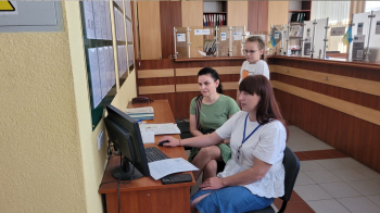 В Ужгородській ДПІ громадянам роз’яснюють переваги електронних сервісів ДПС