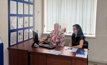 У Мукачеві інформують платників про подання декларації онлайн для отримання податкової знижки