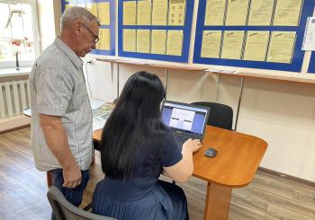 Міжгірські податківці розповіли платникам про сплату податків через Електронний кабінет