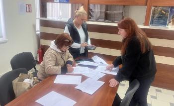 На Мукачівщині податківці роз’яснили громадянам порядок добровільної участі у системі соціального страхування