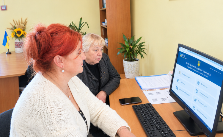 Податківці інформують платників Свалявщини про можливості електронних сервісів ДПС