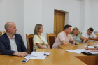 Податкова Закарпаття обговорила з бізнесом оплату праці найманих працівників та сплату податків. Фото № 3/2