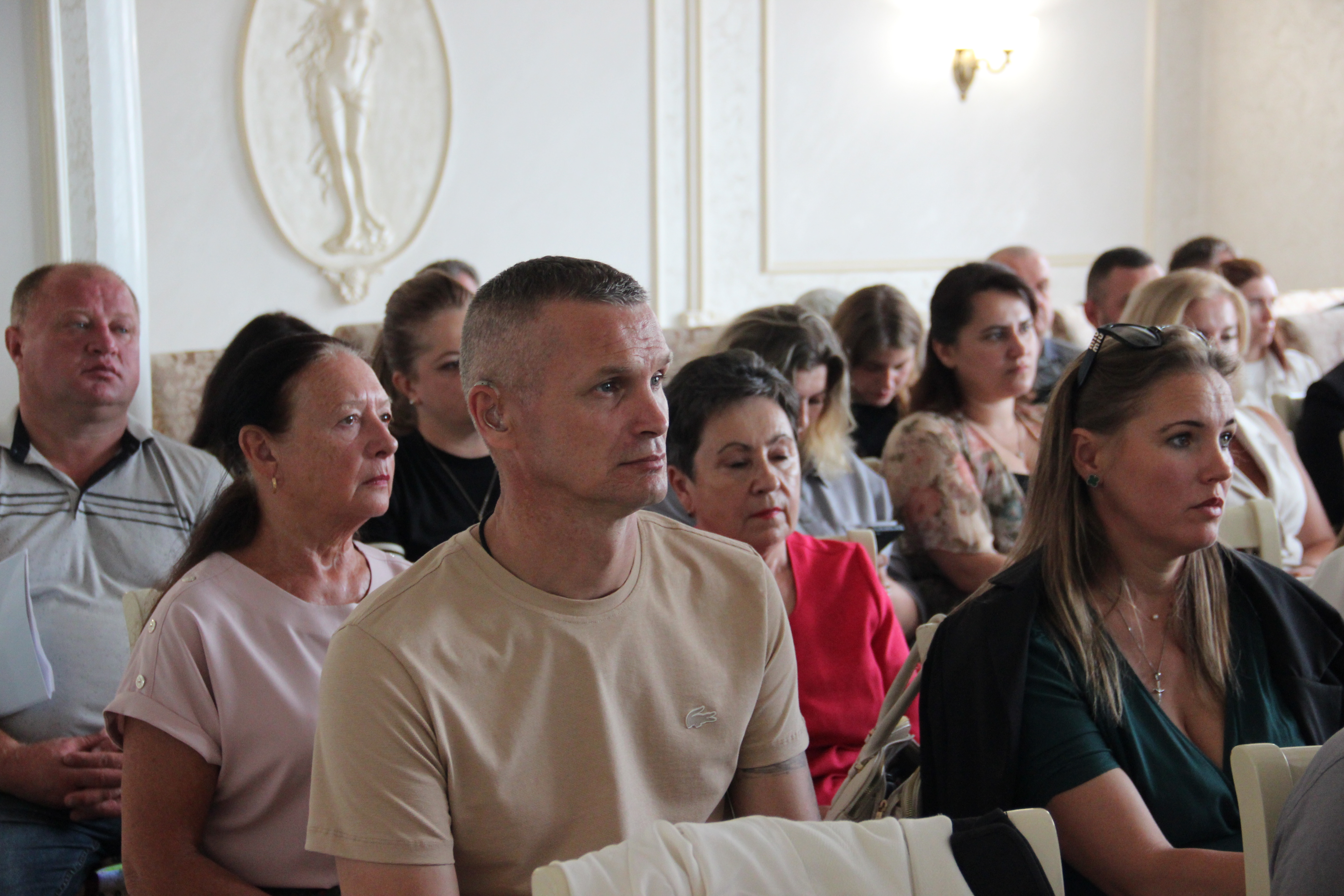 Податковий супровід ветеранського бізнесу: податківці ГУ ДПС у Закарпатській області долучилися до навчання у Хусті. Фото № 7/6