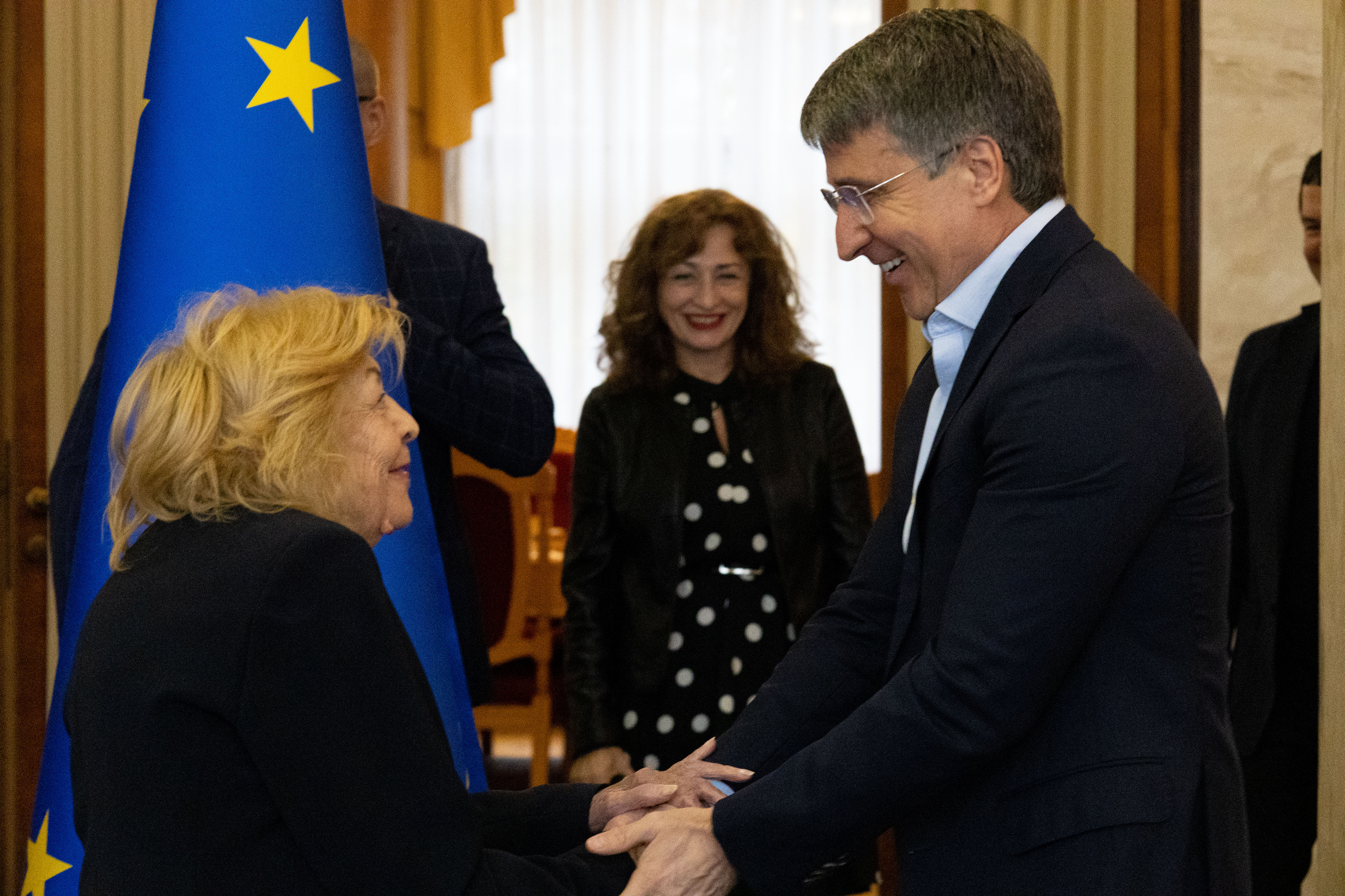 На Закарпатті відзначили переможців Всеукраїнського рейтингу «Сумлінні платники податків - 2025». Фото № 18/17